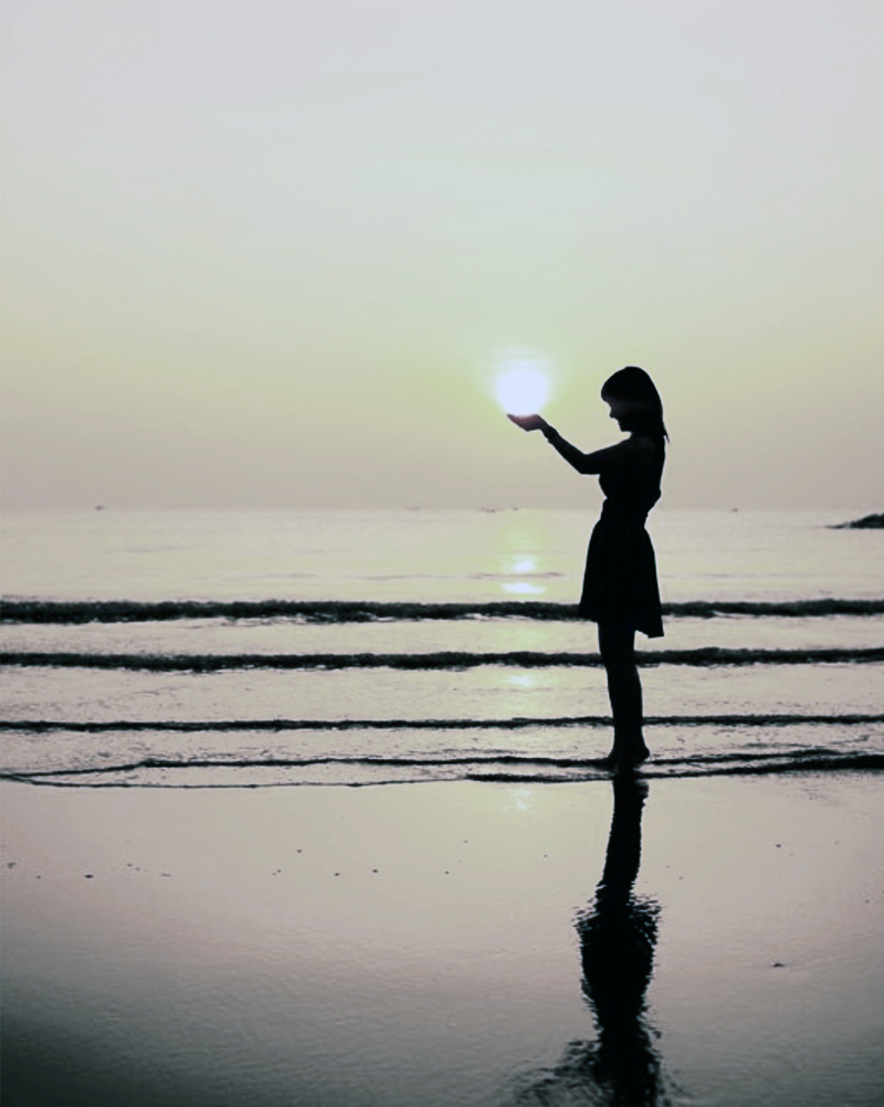 Girl-Sun-CG